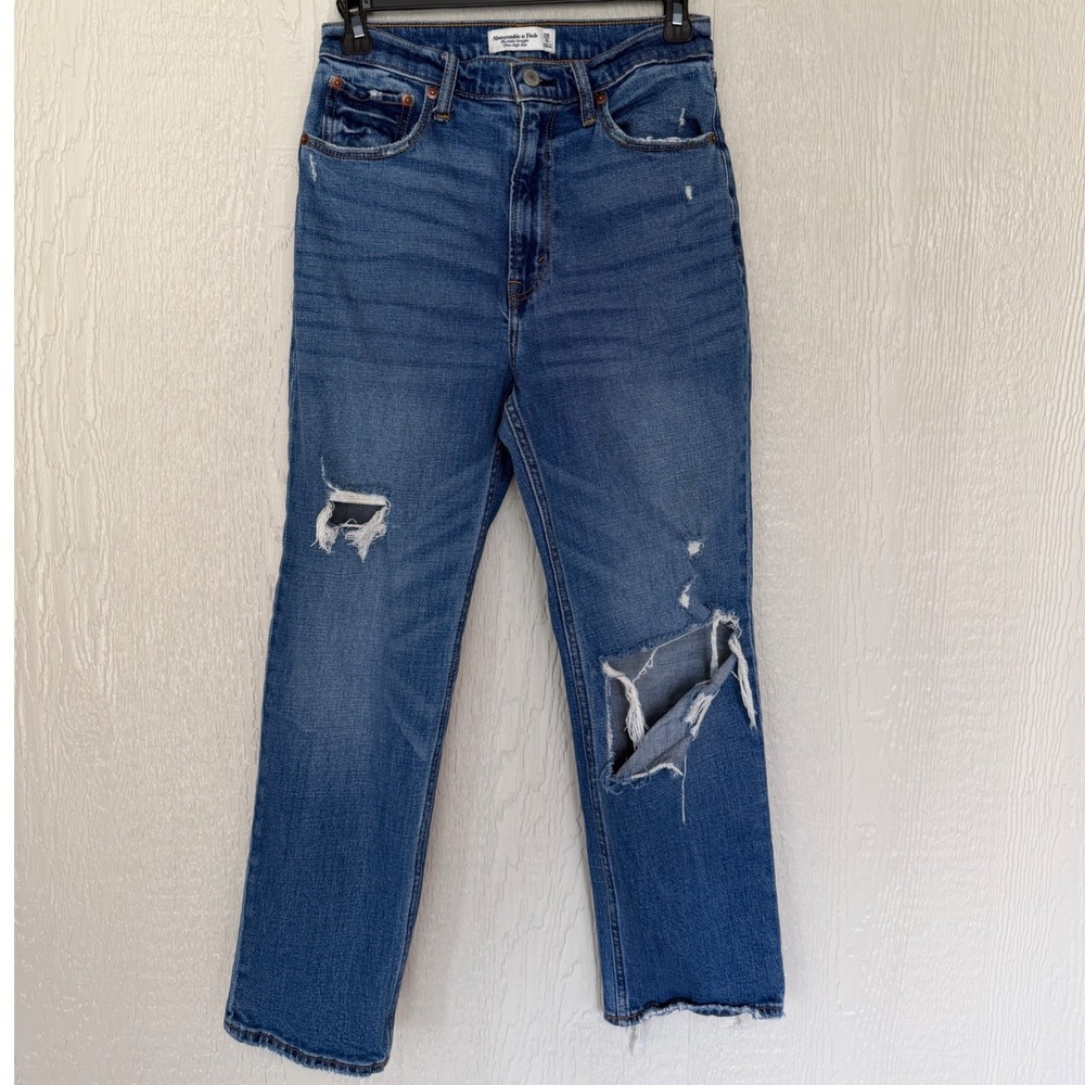 Abercrombie & Fitch Ankle Straight Ultra High Rise Distressed Jeans Blue 28 6R